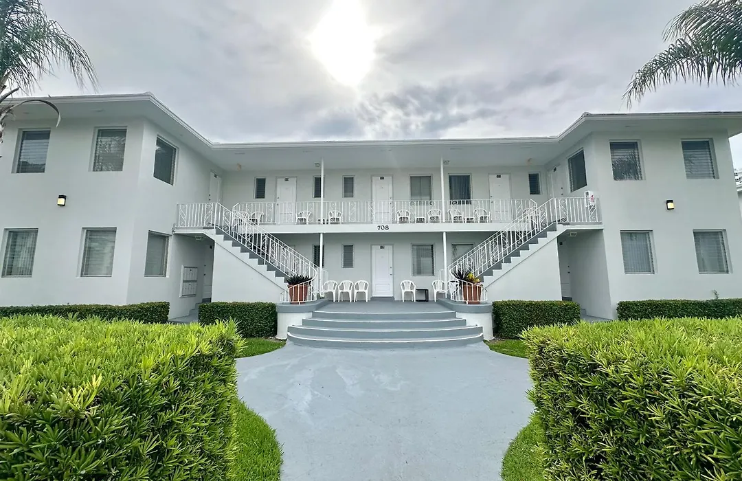 Summerland Suites-1